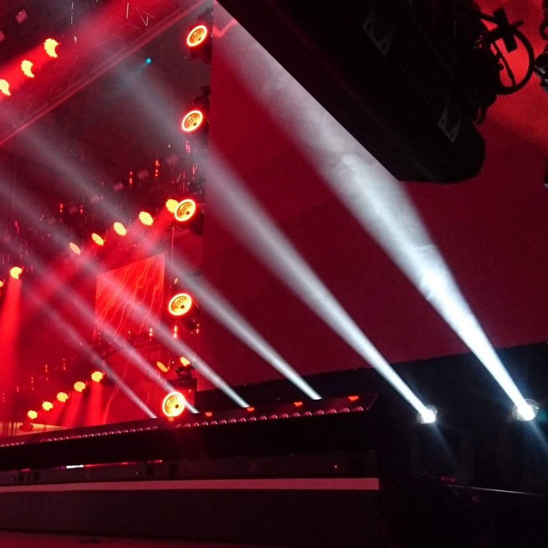 How to Use Lighting for Impactful Event Experiences